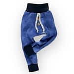 Handgemachte Pumphose für Babys & Kinder im Jeanslook aus bequemem dehnbarem French Terry Stoff in blau; passt über mehrere Kleidergrößen & wächst so mit dem Kind mit