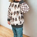 Mitwachsende Babykleidung: Handmade Kinderpullover, leicht oversize, aus hochwertigem und langlebigem French Terry mit Fledermaus-Motiv - mitwachsend & individuell genäht