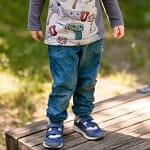 Handmade Kinderhose - bequem wie eine Jogginghose im coolen Jeanslook, perfekt für Babys & Kinder