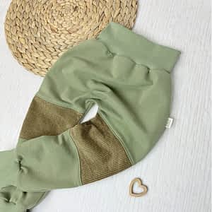 Krabbelhose, robuste Kinderhose mit Cord an den Knien zum Schutz vor Löchern