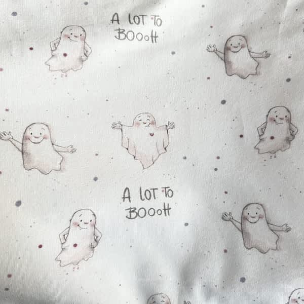 Handmade Kinderkleidung: French Terry Stoff mit niedlichem Geistermotiv - ideal für süße Kinderpullover zu Halloween oder für Geister-Fans